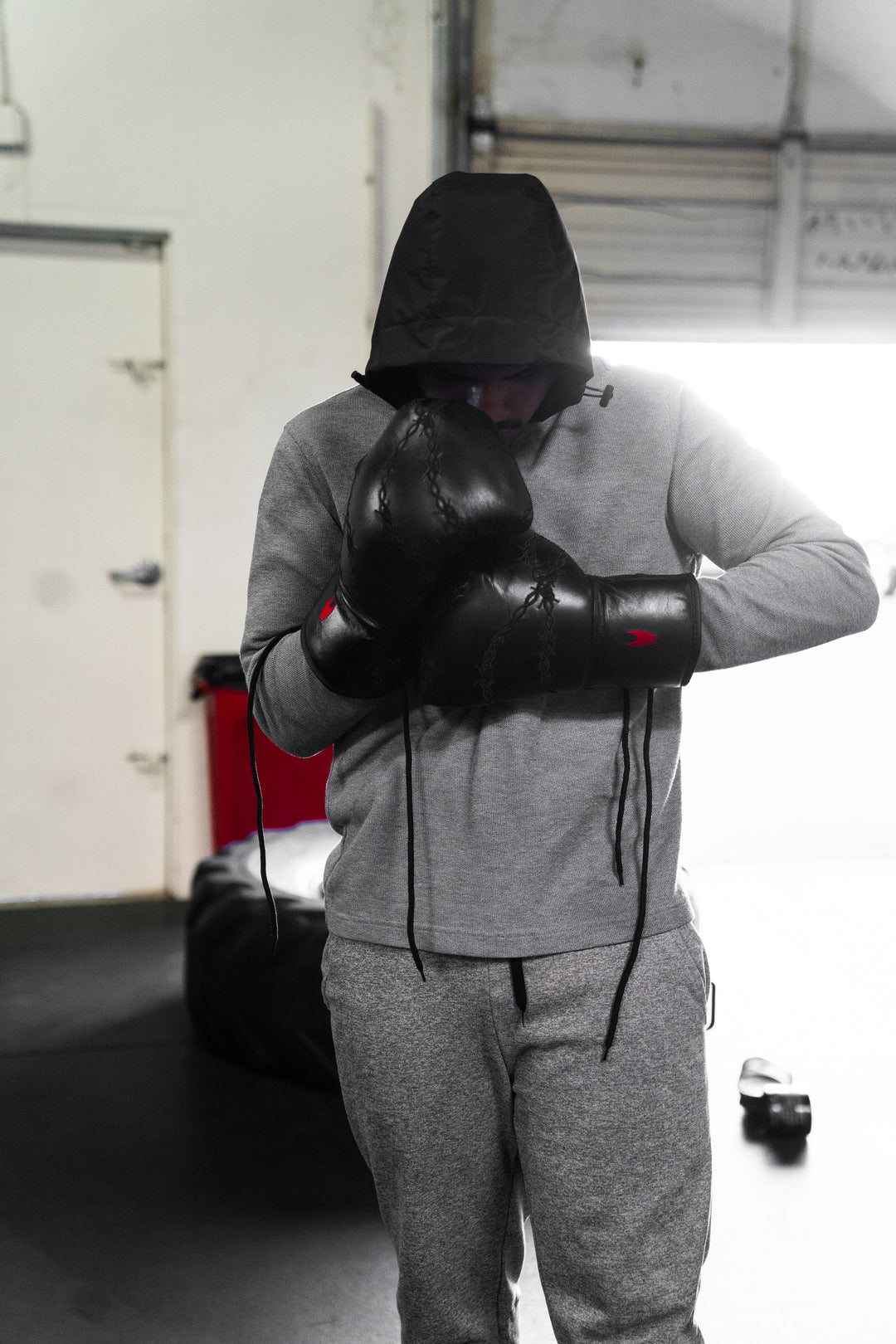 Barbed 16oz Gloves (Embossed)